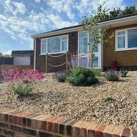 Broadstairs Beach Bungalow. Dogs Welcome! Exterior photo